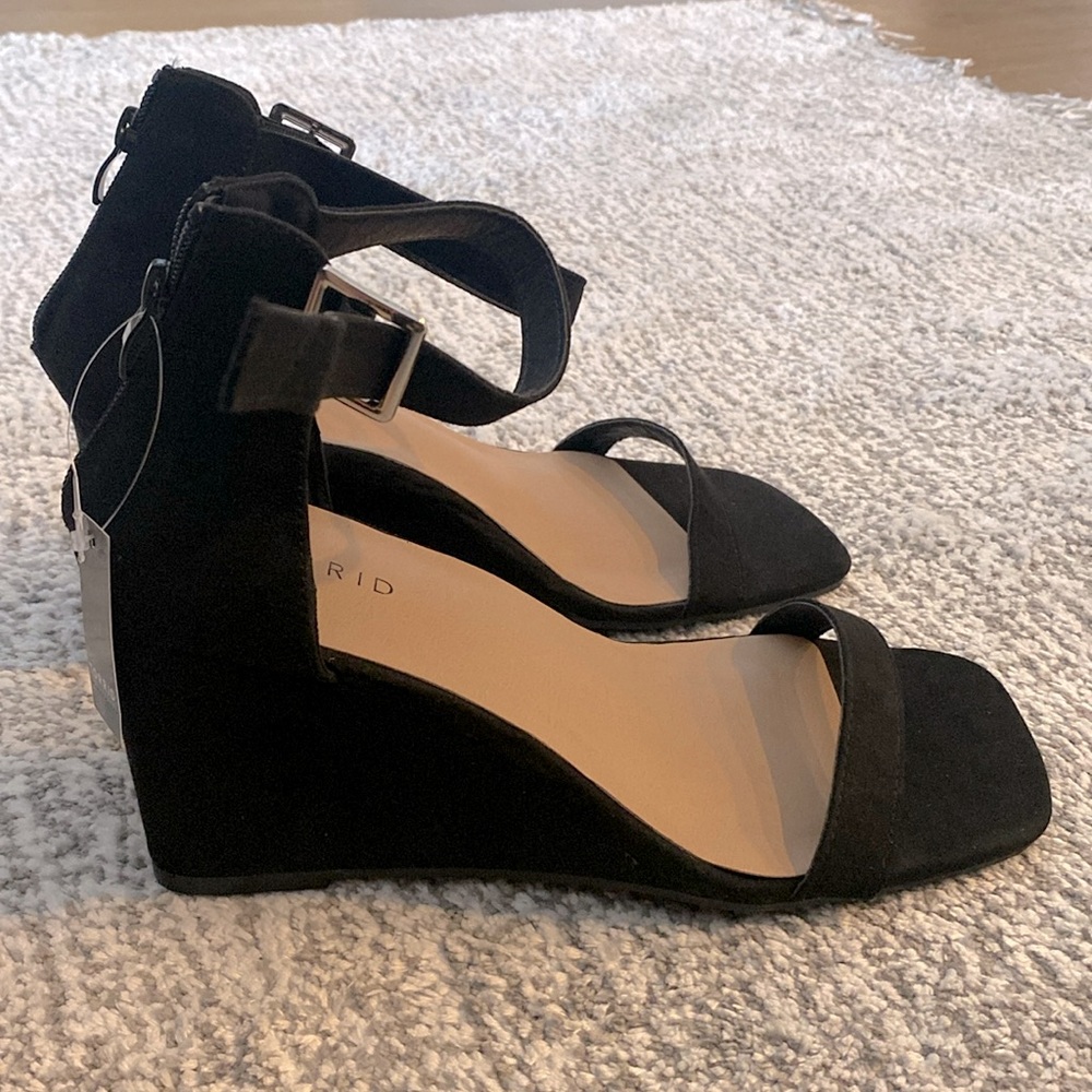 NWT Torrid Mini Wedge Heel 10.5